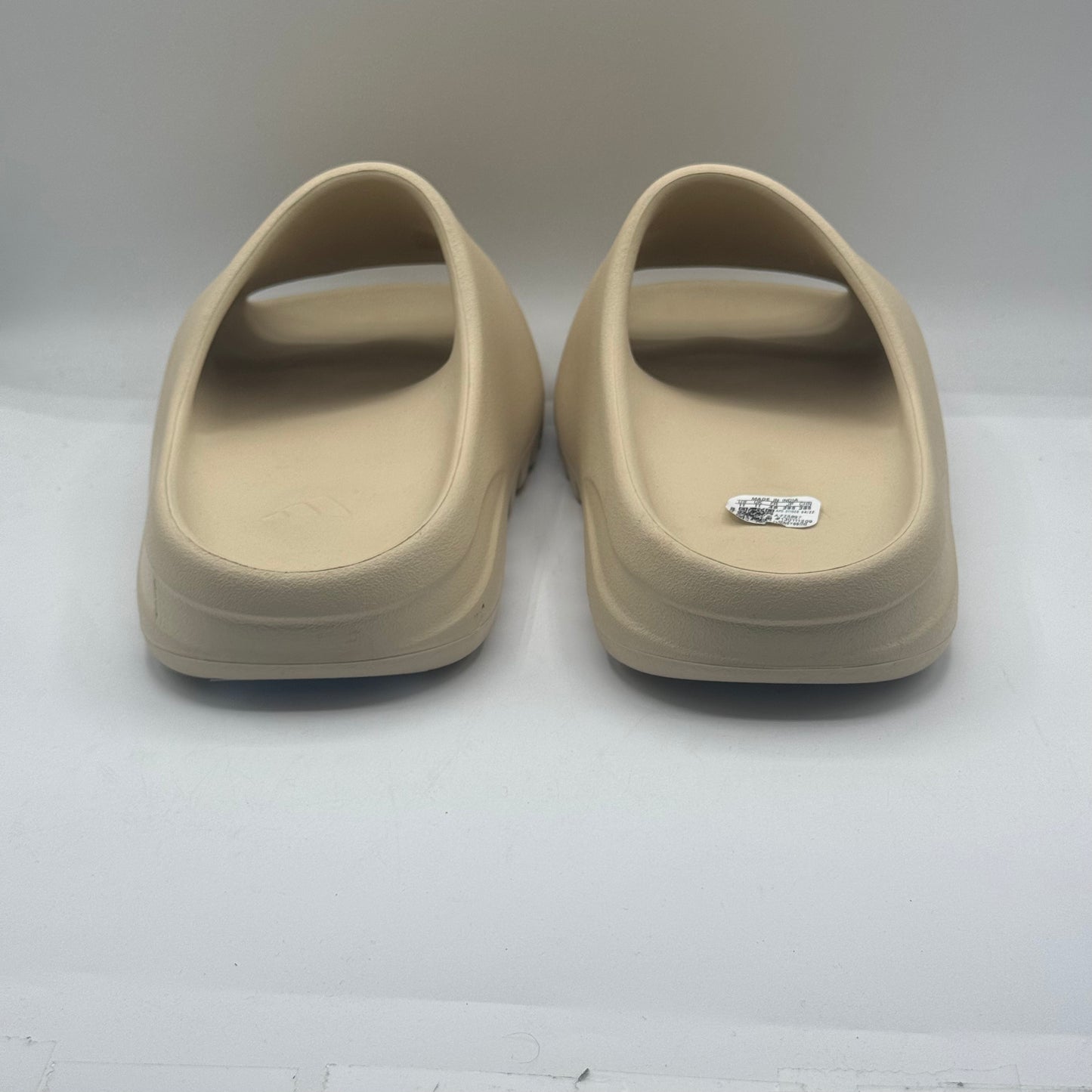 (USED) Yeezy Slide Bone Size 11
