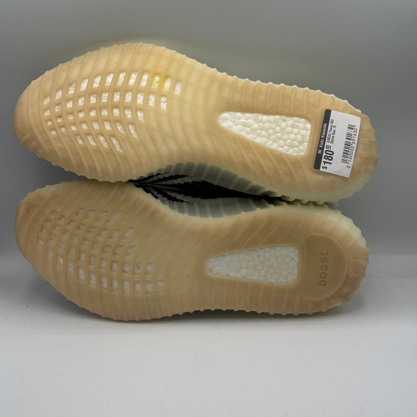 (USED) Yeezy 350 Zebra Size 12