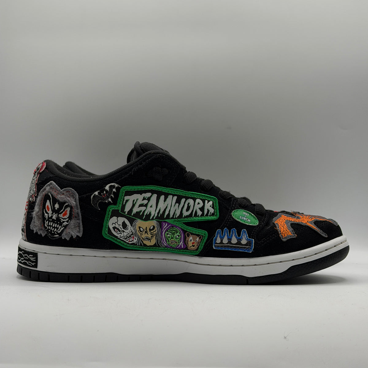 (USED No Box) Nike SB Dunk Low Pro QS Neckface Size 10