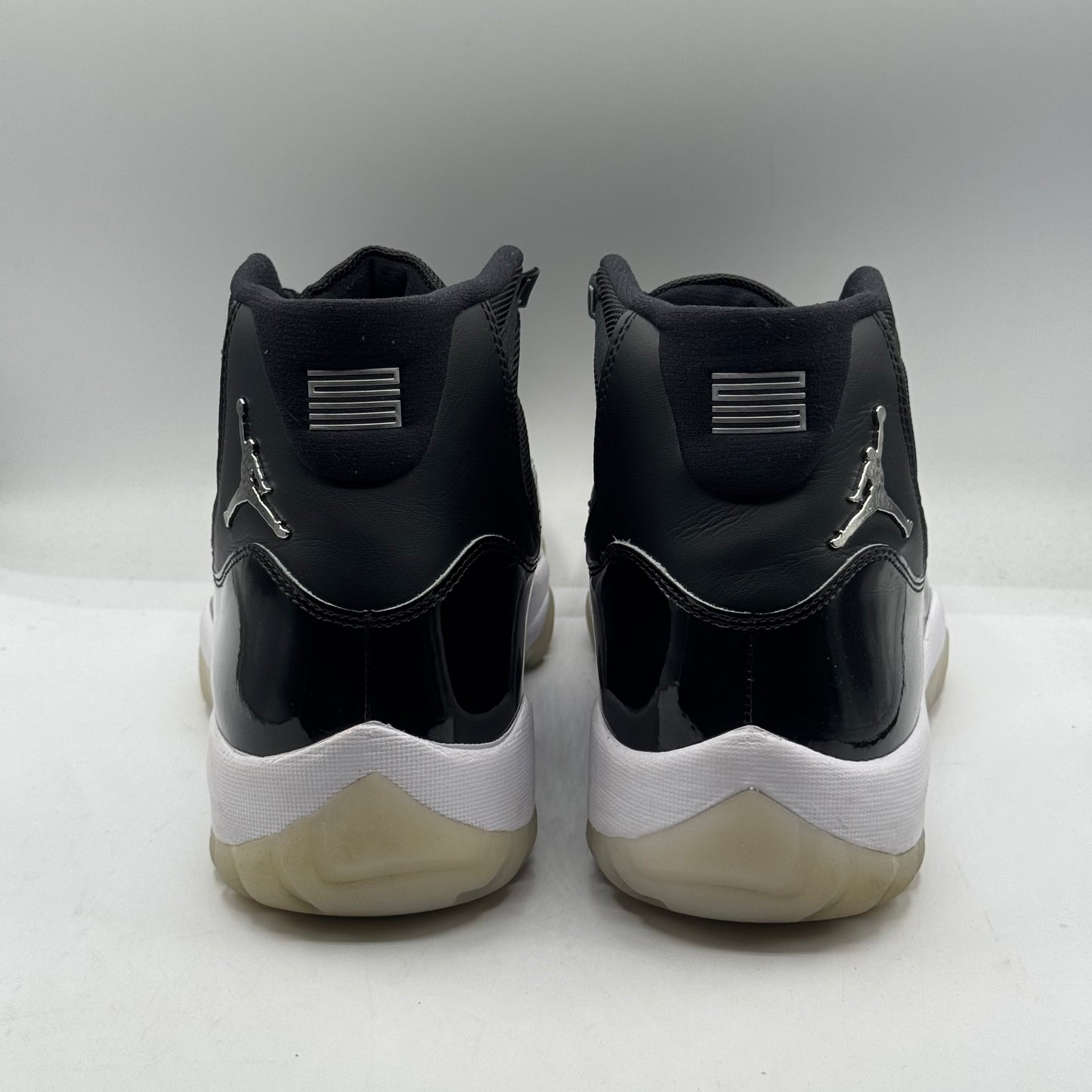 (USED) Jordan 11 Retro Jubilee 25th Anniversary Size 13