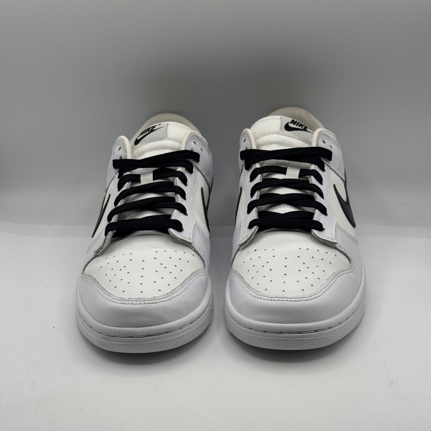 (USED) Nike Dunk Low Reverse Panda Size 10