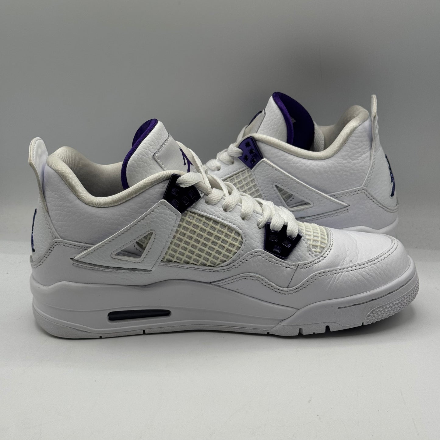 (USED) Jordan 4 Retro Metallic Purple (GS) Size 6.5Y