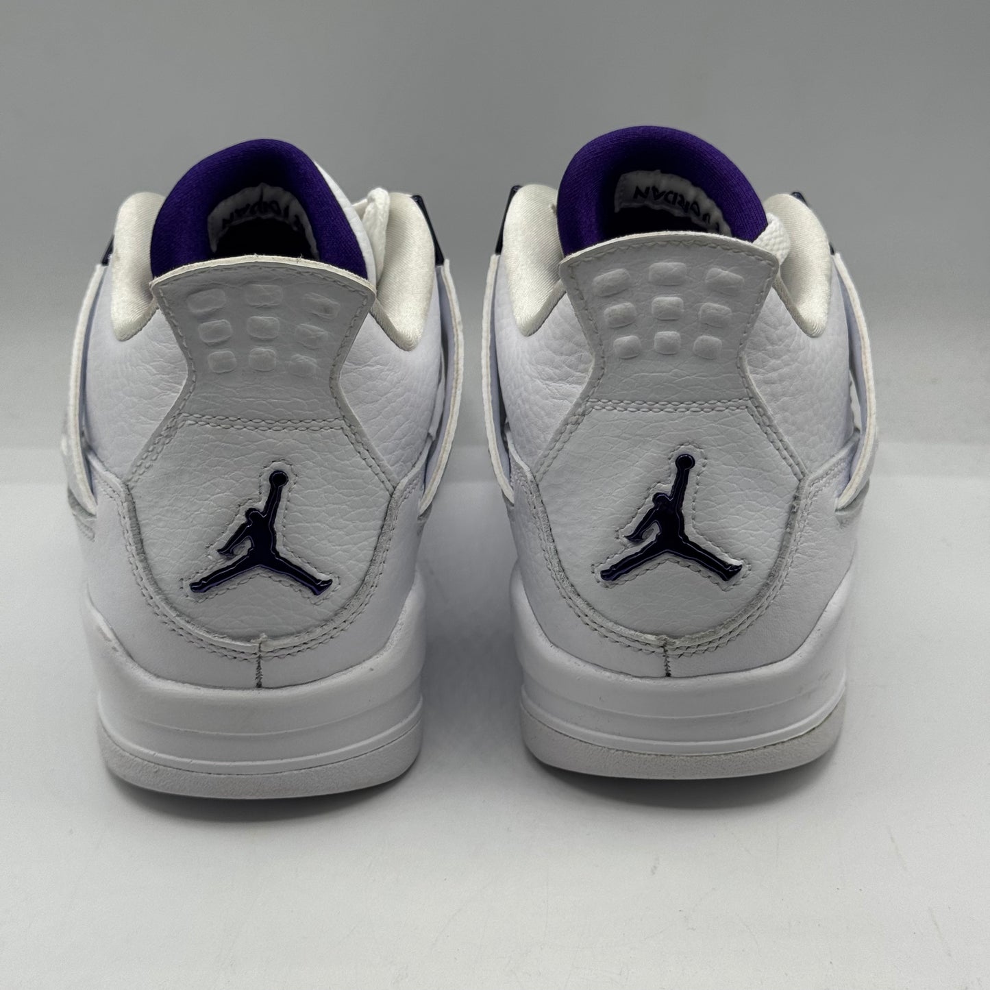 (USED) Jordan 4 Retro Metallic Purple (GS) Size 6.5Y