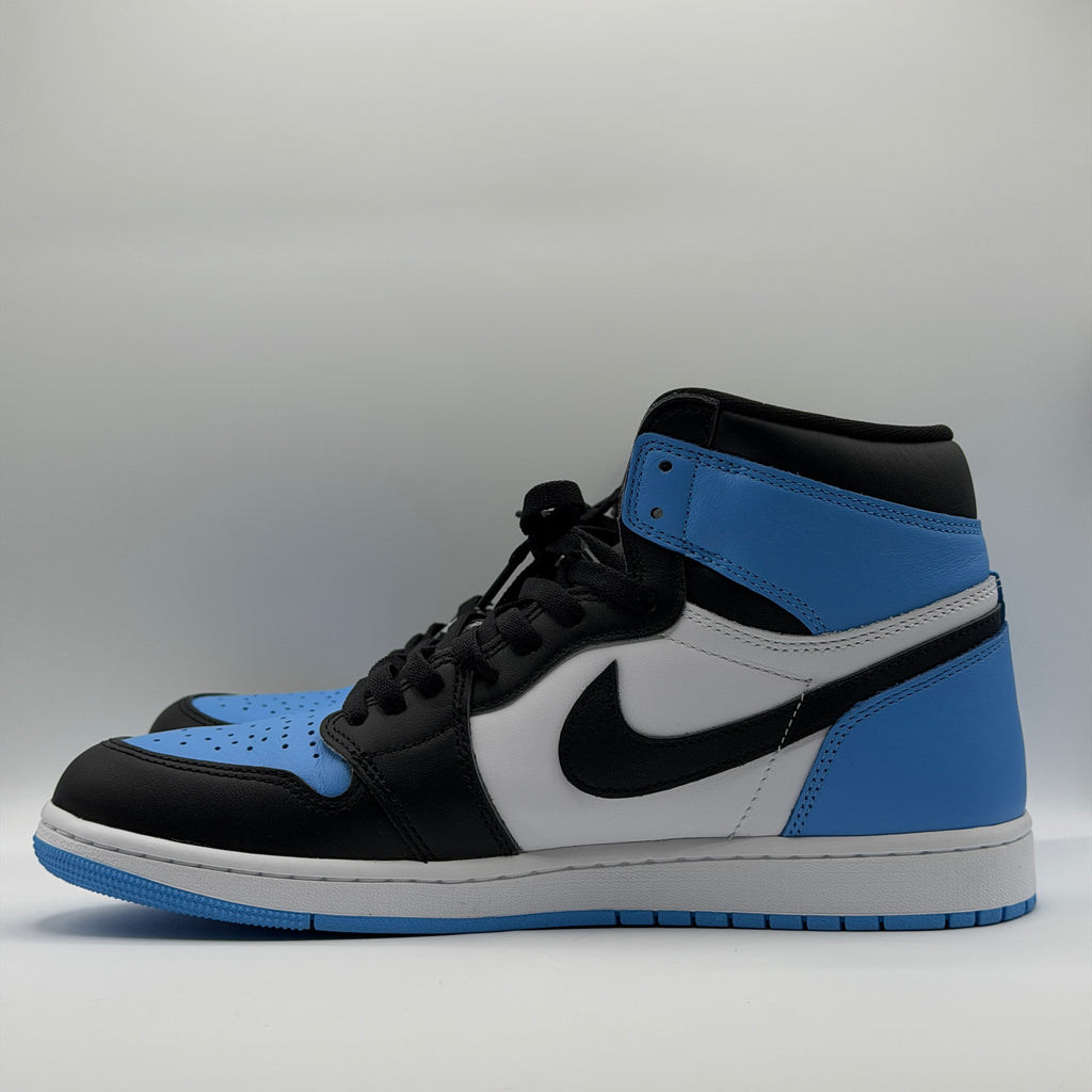 (USED) Jordan 1 Retro High OG UNC Toe Size 11.5