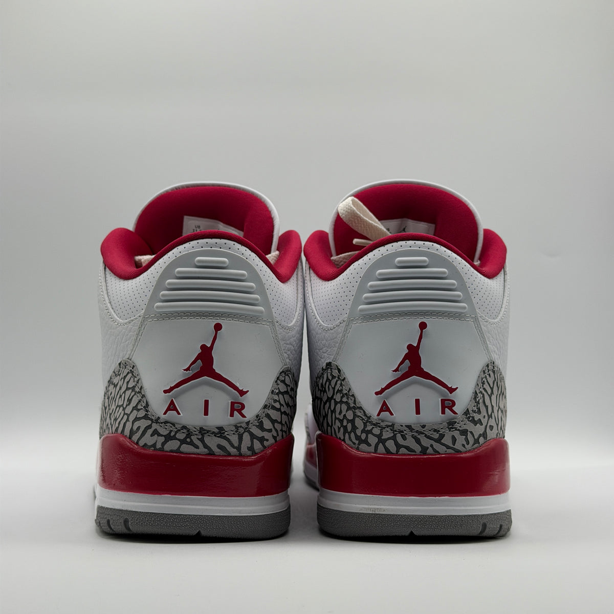 (USED) Jordan 3 Retro Cardinal Red Size 11.5