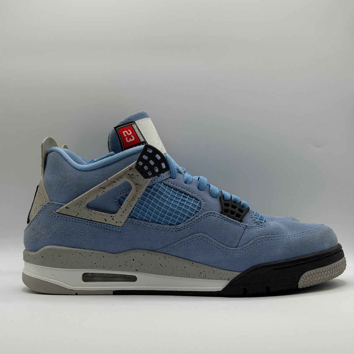 (USED) Jordan 4 Retro University Blue Size 10