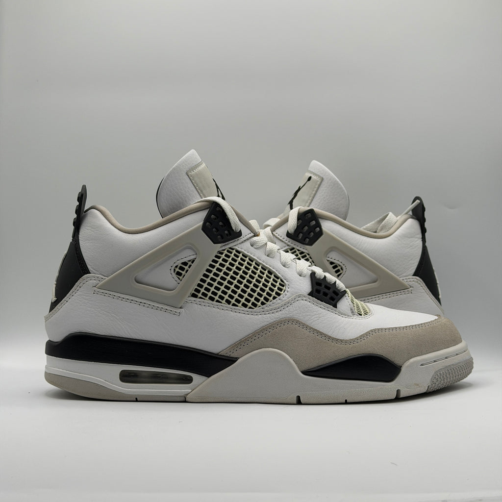 (USED) Jordan 4 Retro Military Black Size 11