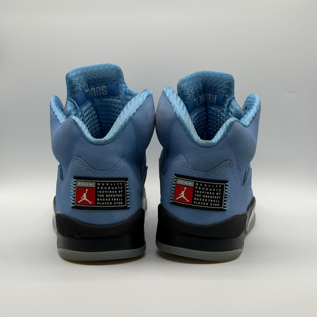 (USED NO BOX) Jordan 5 Retro UNC Size 8.5
