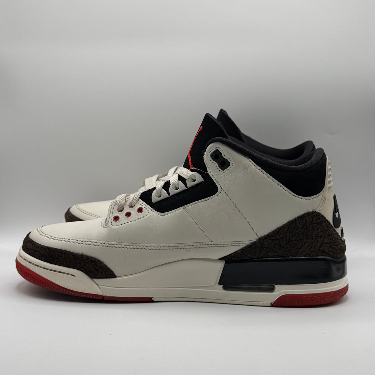 (USED) Jordan 3 Retro World's Best Dad Size 11