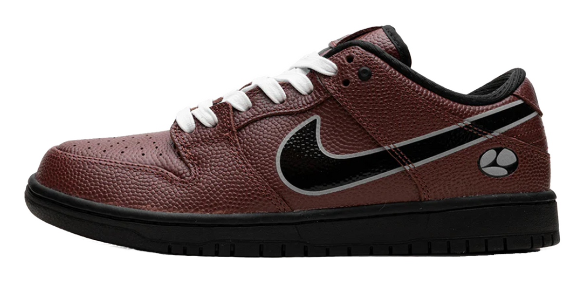 Nike SB Dunk Low Limosine Skateboard