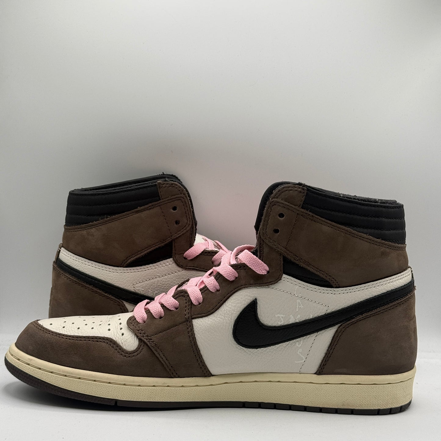 (USED) Travis Scott Jordan 1 High OG Mocha Size 12