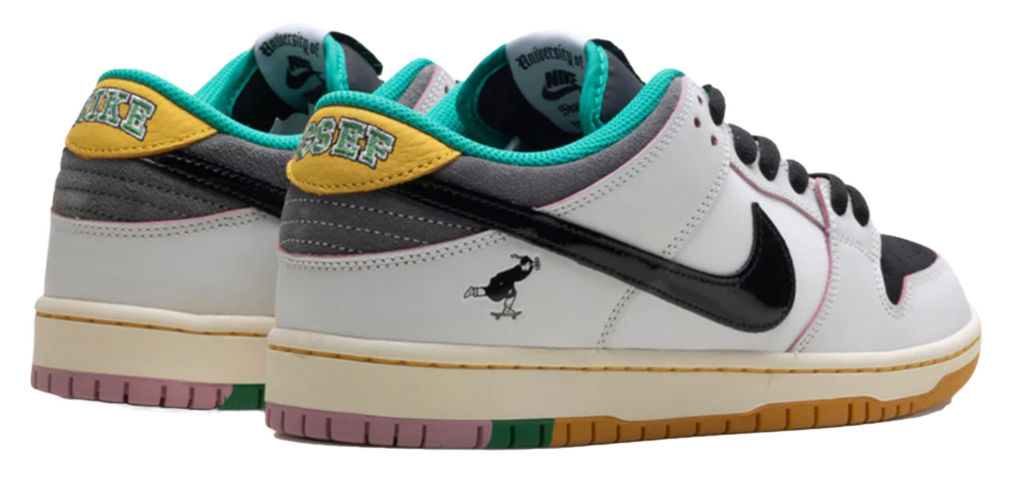 Nike SB Dunk Low CSEF