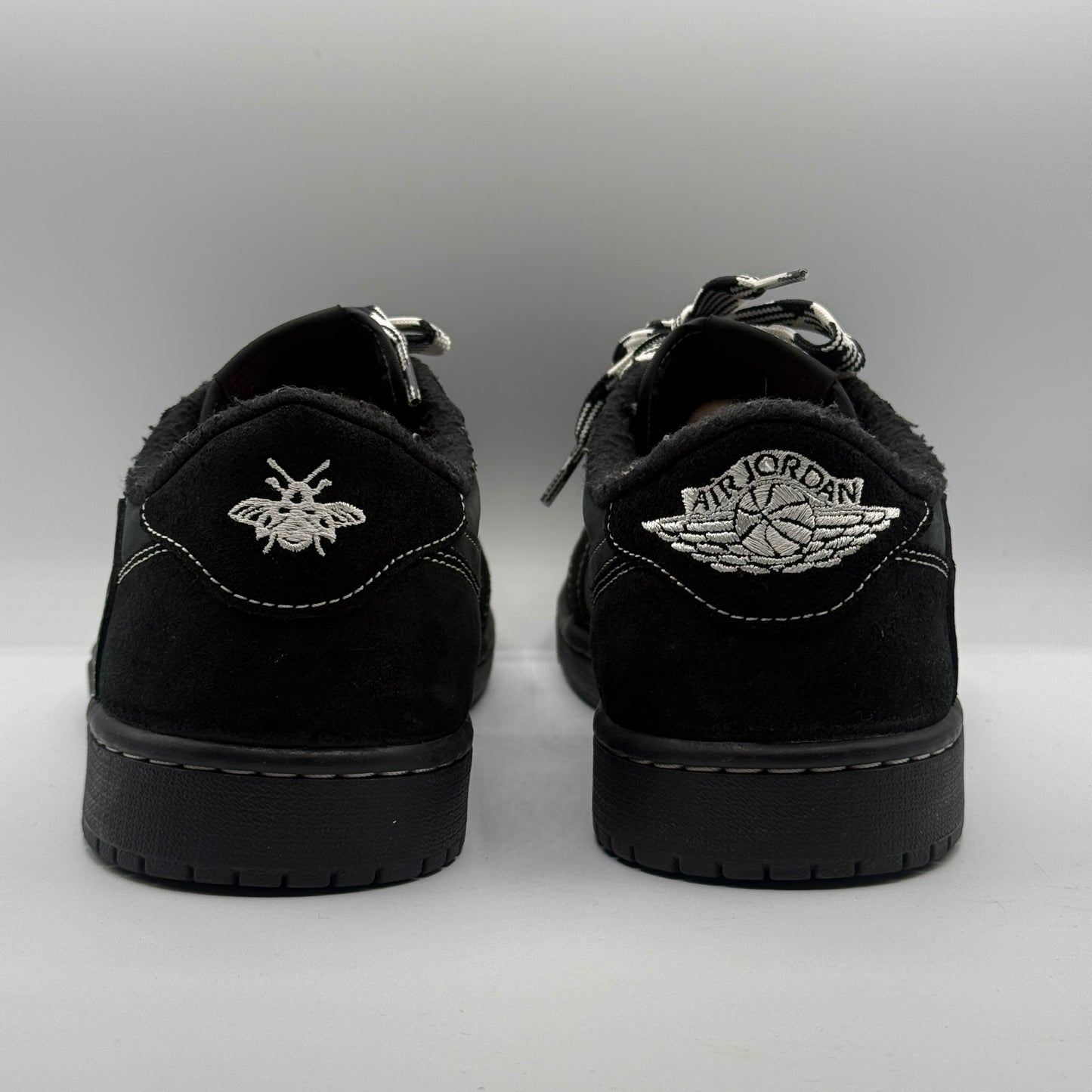 (USED) Travis Scott Jordan 1 Low Phantom Size 11