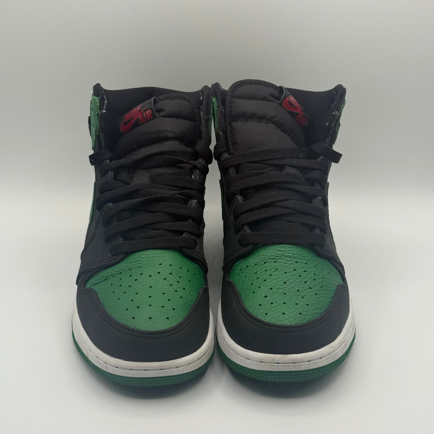 (USED) Jordan 1 High Pine Green Black Size 7Y